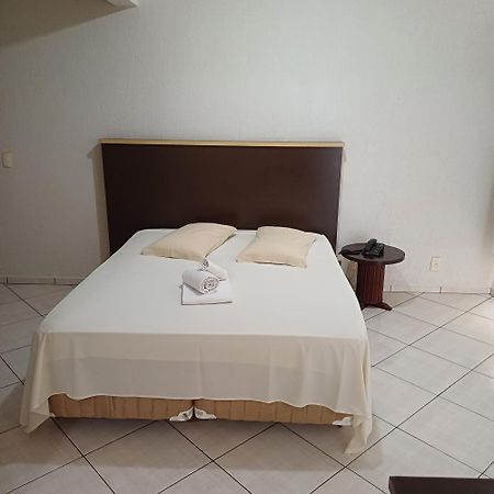 Hotel Maestro Express Toledo โตเลโด ภายนอก รูปภาพ