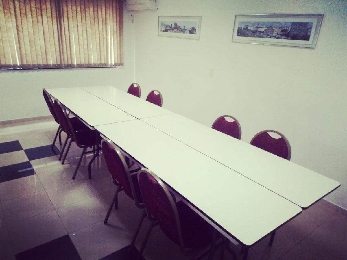 Hotel Maestro Express Toledo โตเลโด ภายนอก รูปภาพ